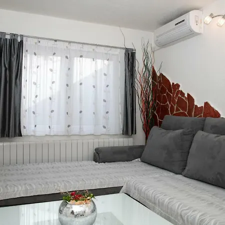 Apartment David I Rino